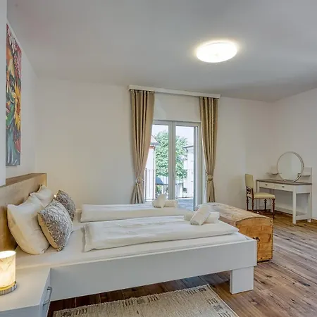 Guest house Ivana In Karpijan Kmeti