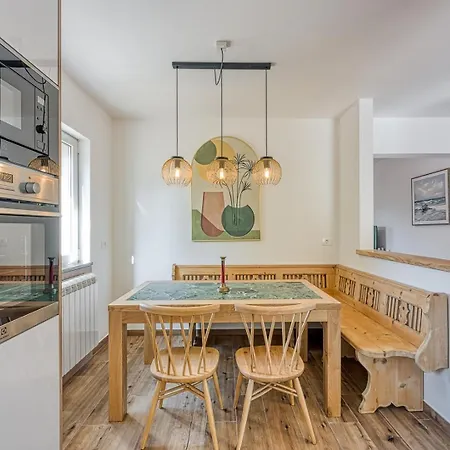 Guest house Ivana In Karpijan